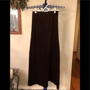 Brown velvet skirt. Full length.